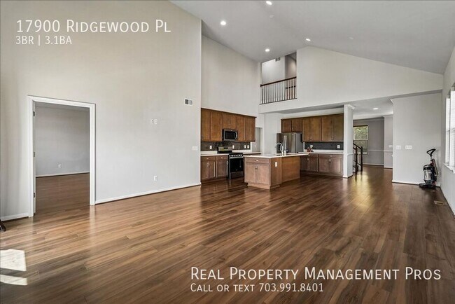 Building Photo - 17900 Ridgewood Pl