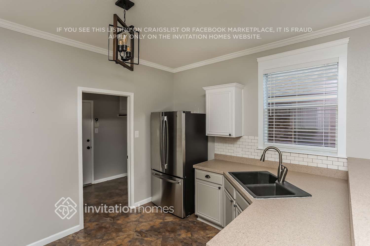 Building Photo - 2725 Mountain Lion Dr