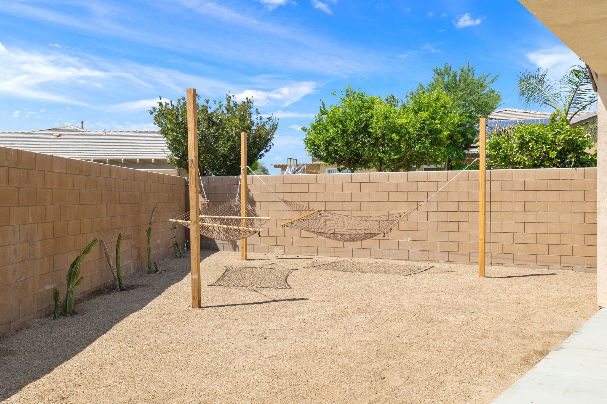 Building Photo - 44429 Avenida Hanna