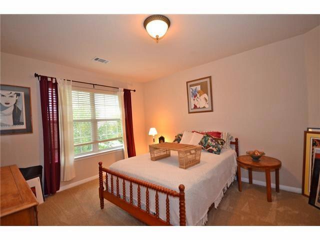 Building Photo - 15405 Fisher Island Dr