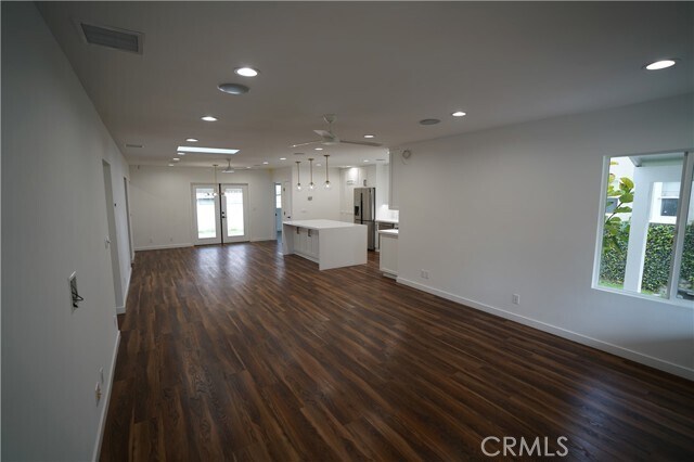 Building Photo - 4466 Sherman Oaks Cir