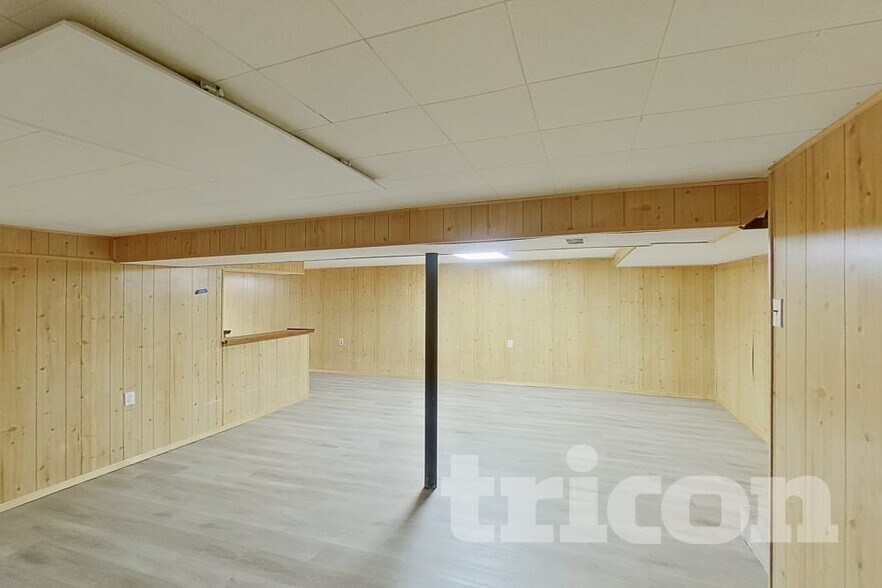 Building Photo - 1546 Grant Dr