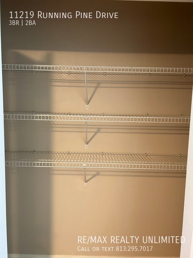 Building Photo - 11219 Running Pine Dr