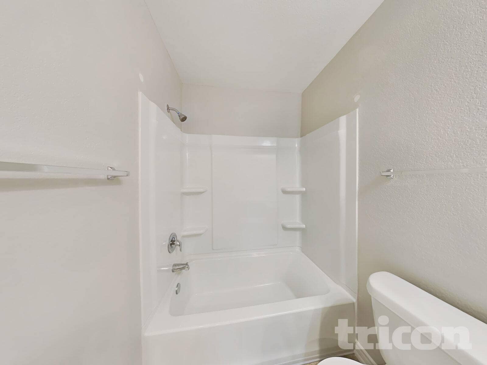 Building Photo - 1519 Overlook Bank