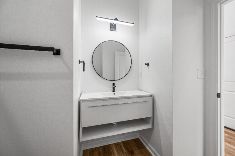 Building Photo - 130 Perdido Ln