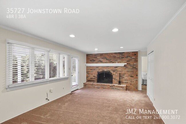 Building Photo - 35727 Johnstown Rd