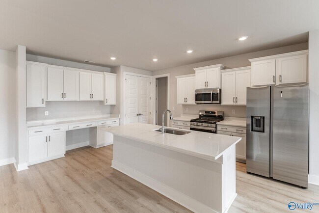 Building Photo - 217 John Clift Cir