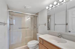 Building Photo - 4242 Deste Ct