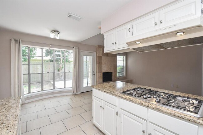 Building Photo - 12939 Westmere Dr