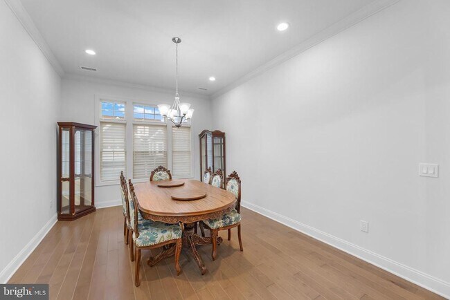 Building Photo - 105 Samjan Cir