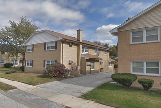 Building Photo - 14523 Van Buren St