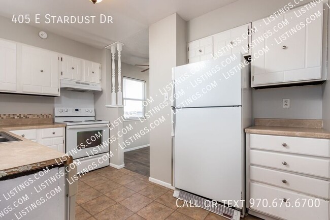 Building Photo - 405 E Stardust Dr
