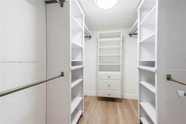 Building Photo - 617 NW 132nd Terrace