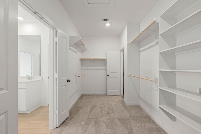 Building Photo - 6411 Symphony Wave Dr