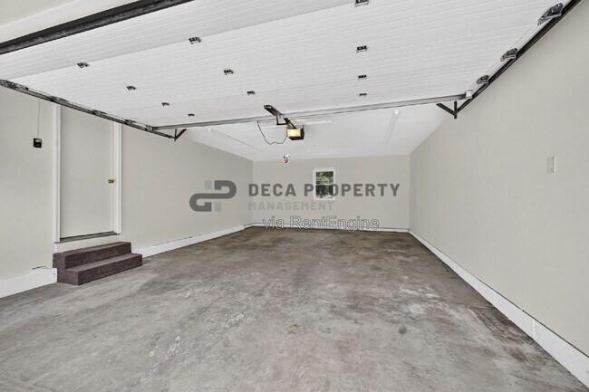 Building Photo - 10327 Dorenshire Ct