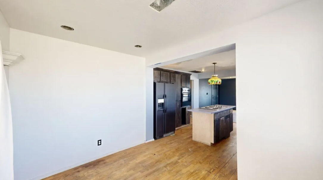 Dinning room to kitchen - 1206 Cuba Rd