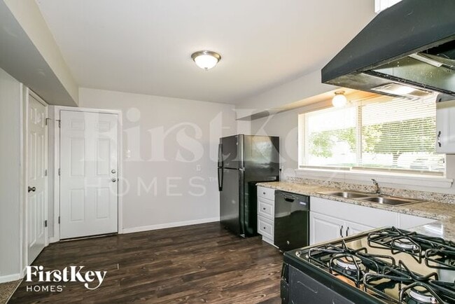 Building Photo - 4147 Garvey Dr