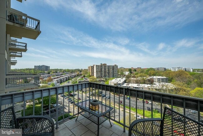 Building Photo - 3600 Conshohocken Ave