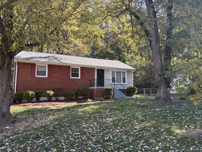 Primary Photo - 7910 Beechnut Rd