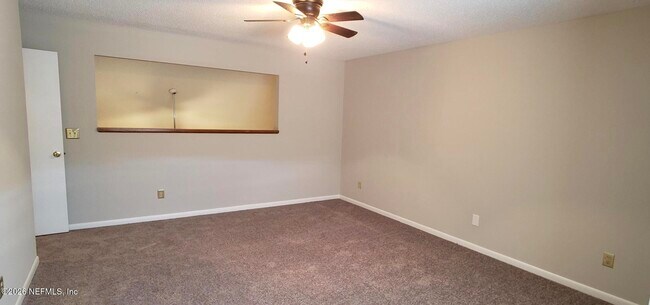 Building Photo - 5557 Greatpine Ln S