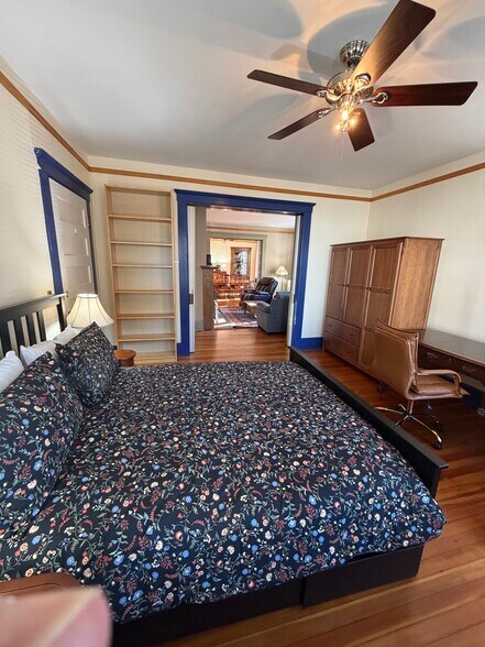 Front Bedroom 5 - 163 Dwight St