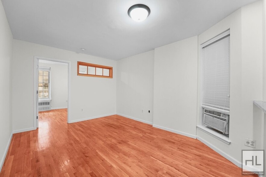 Building Photo - WEST 43 STREET