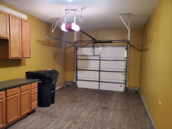 Building Photo - Stunning First-Floor Condo