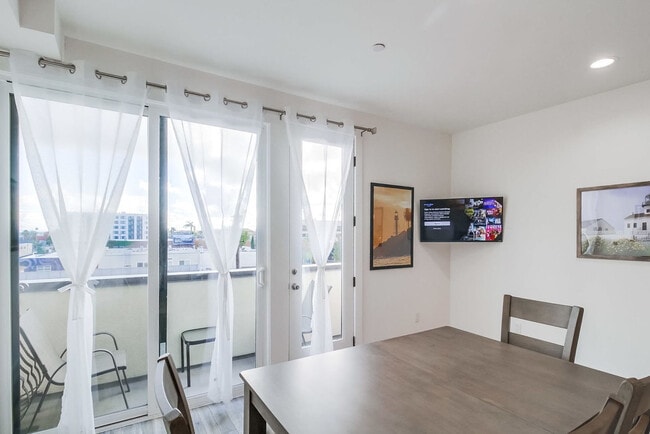 Building Photo - 4505 Park Blvd