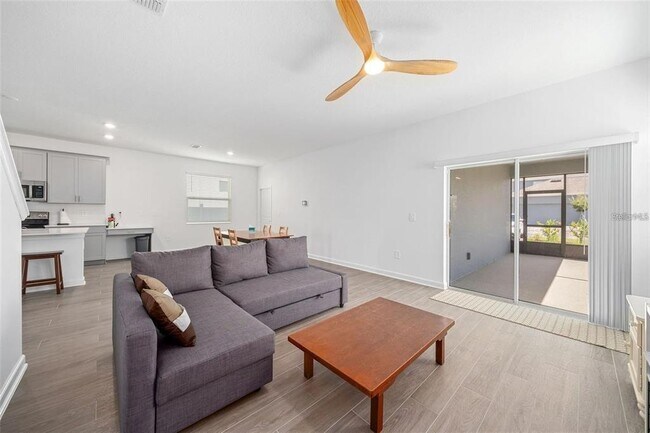 Building Photo - 9715 Introduction Wy