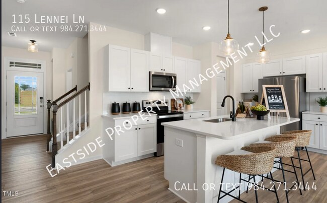 Building Photo - 115 Lennei Ln