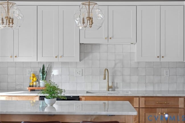 Building Photo - 1342 Avatar Dr