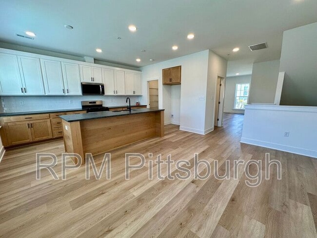 Primary Photo - 4004 Windsfield Wy