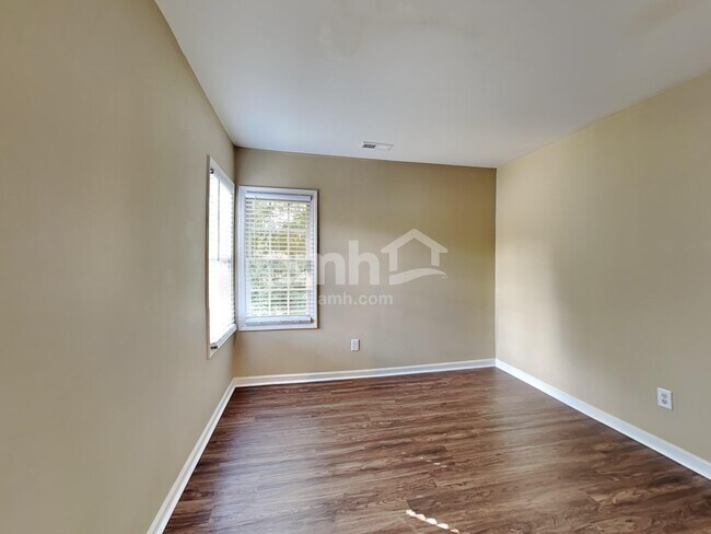 Building Photo - 12617 Waterlow Park Ln