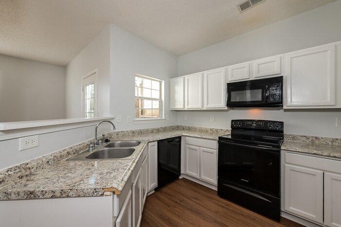 Building Photo - 180 Odyssey Turn NW