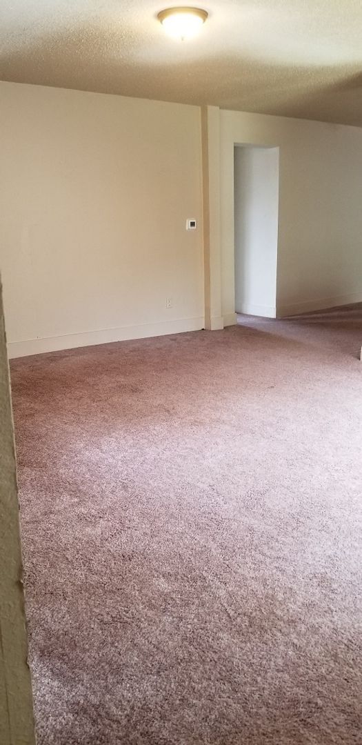 Building Photo - 218 Whedbee St