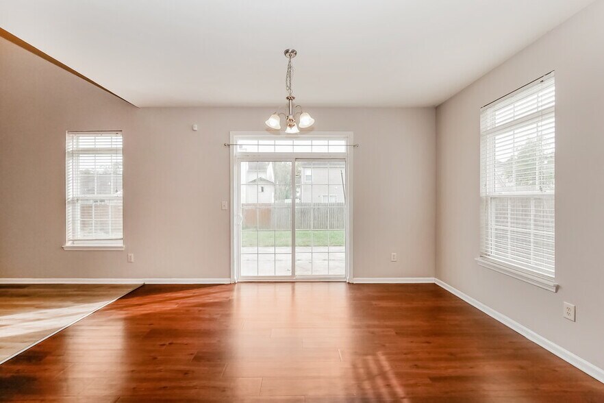 Building Photo - 5849 Jackie Ln