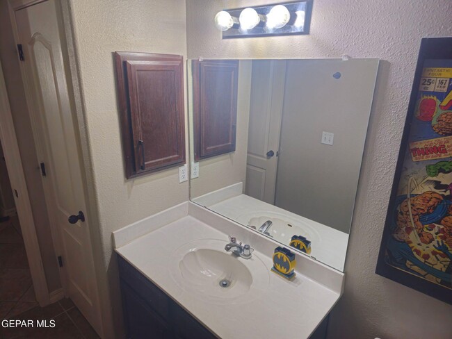 Building Photo - 14660 Spanish Point Dr