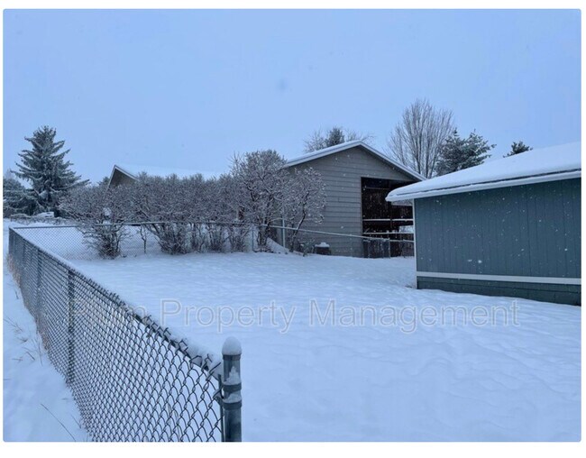 Building Photo - 2501 55th St