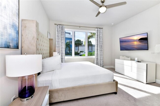 Building Photo - 7740 Sandy Ridge Dr