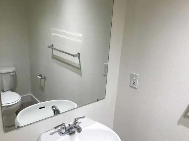 Building Photo - 6507 S Warwickshire Ave