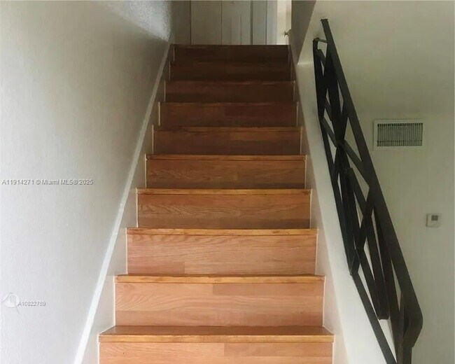 Building Photo - 859 NW 46th Ave