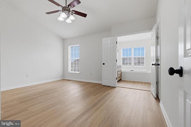 Building Photo - 1904 Fieldstone Way