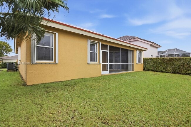 Building Photo - 575 SE 29th Dr