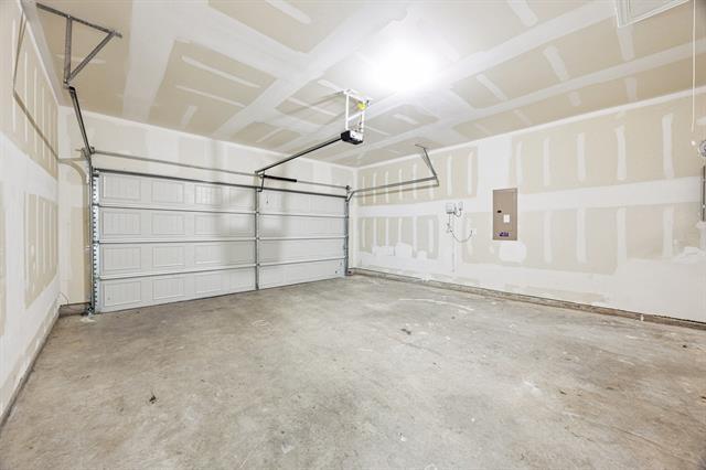 Building Photo - 1108 Flameleaf Dr