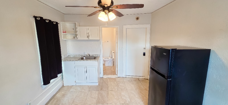 Building Photo - 306 Taylor Ave