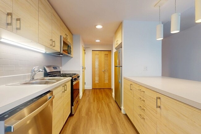 Floorplan - 1400 E. 57th Street