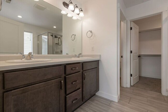 Building Photo - Beautiful Row End Townhouse w 2 car attached