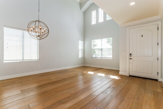 Building Photo - 7808 Abbington Way
