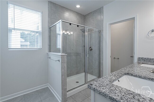 Building Photo - 318 Serengeti Blvd