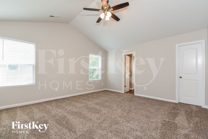 Building Photo - 138 Arrowhead Dr